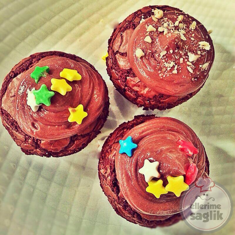 Fındıklı Çikolatalı Cupcake Tarifi Tarifi